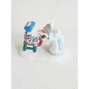 Dept. 56 North Pole Retired Open Wide Figurine Santa Clous Take Your Medicine